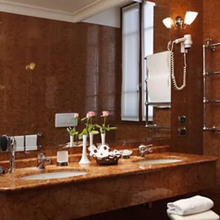 Ponte Sisto فندق