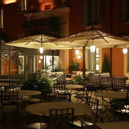 Ponte Sisto 4* روما