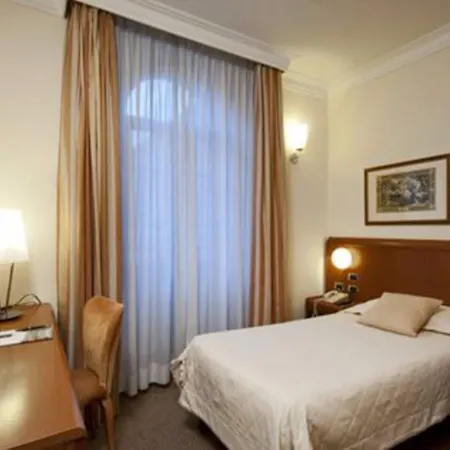 Ponte Sisto Hotel 4*