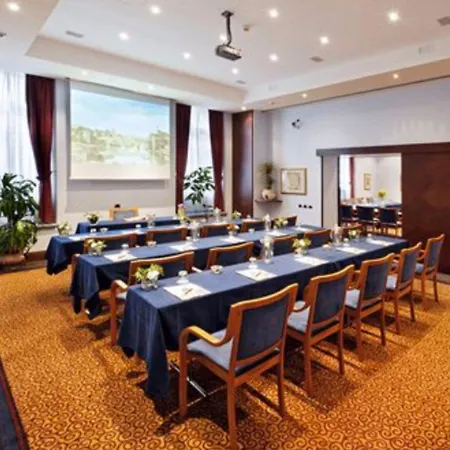 Ponte Sisto Hotel 4*