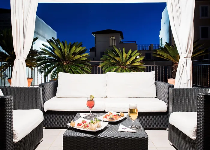 מלון Ponte Sisto 4*