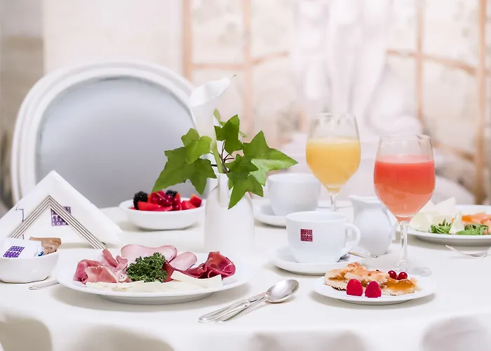 מלון Ponte Sisto 4*