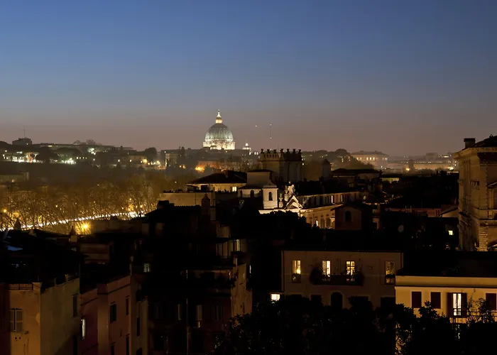 Ponte Sisto מלון 4*